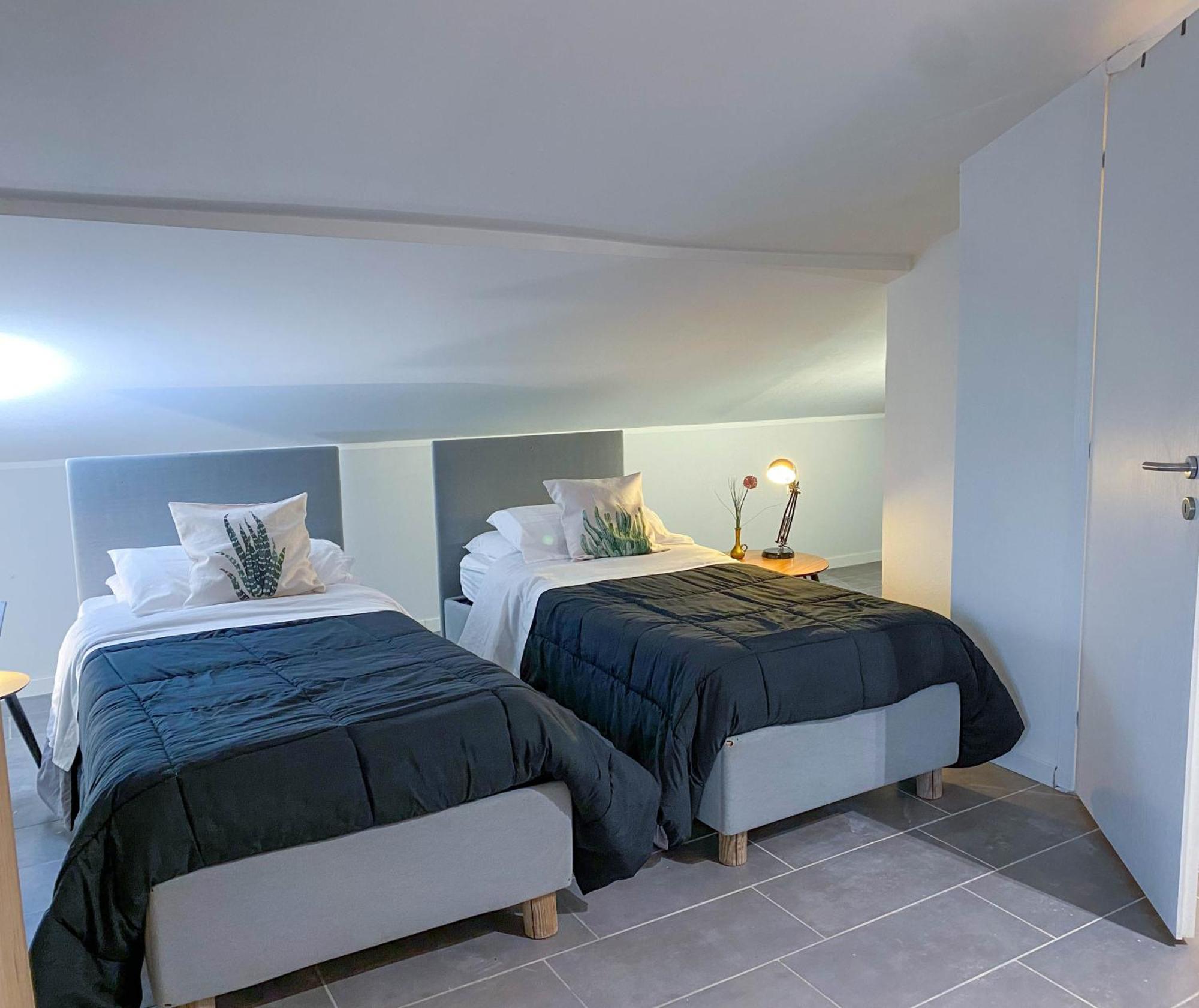 Villa Magellano Castelnuovo del Garda Habitación foto